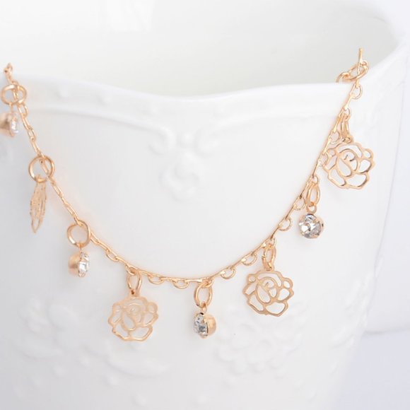 Sweet Simple Roses Shape Anklets Chain - Picture 2 of 4